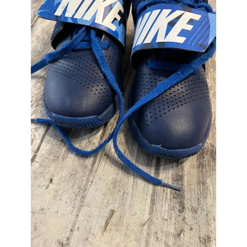 Boys‎ blue Nike team hustler D8 size 4Y